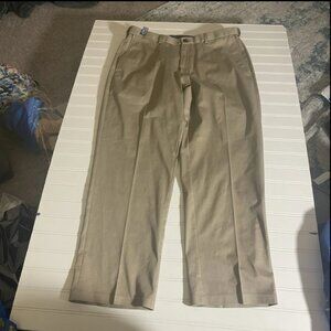 Haggar Mens Pants NWT 36Wx30L Khaki Premium Classic Fit No Iron Flat Front